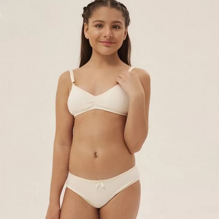 ART.VI458 CONJUNTO PRE TEEN ALGODON LISO CON CULOTTE Y CORPIÑO ARMADO